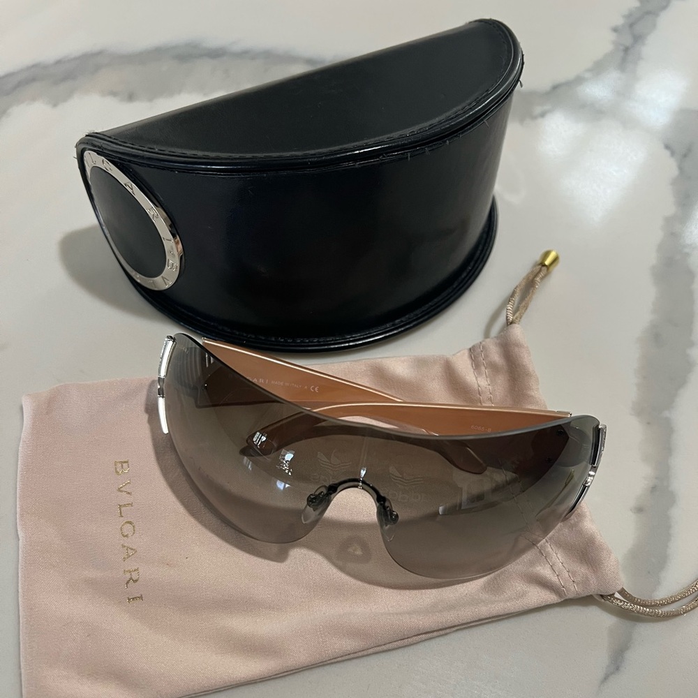Bvlgari Women's Sunglasses - Black and Silver